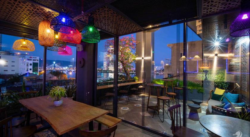 review Seahorse Đà Nẵng khung cảnh